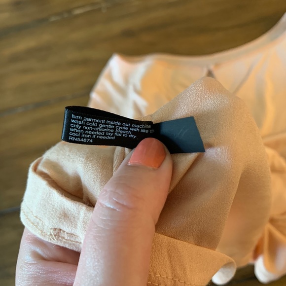 Limited cap sleeve blush blouse with black accent - Picture 5 of 5